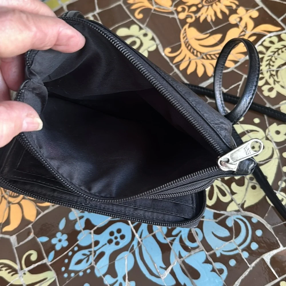 LEATHER CROSSBODY WALLET BAG